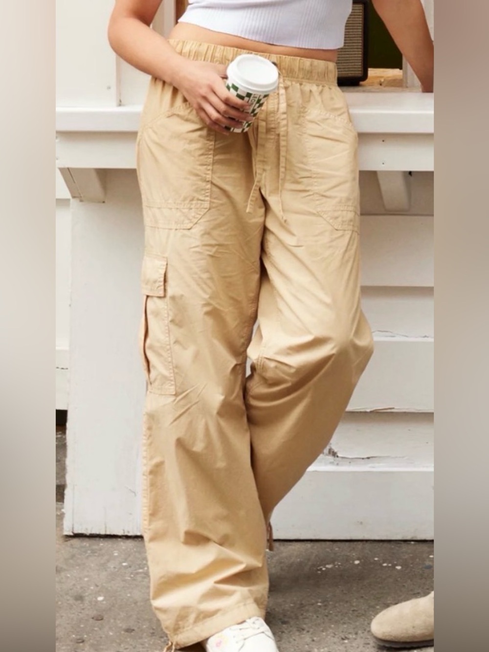 Aerie Avenue Baggy Wide Leg Pull On Lightweight Lt Khaki Cargo Pants Size Medium